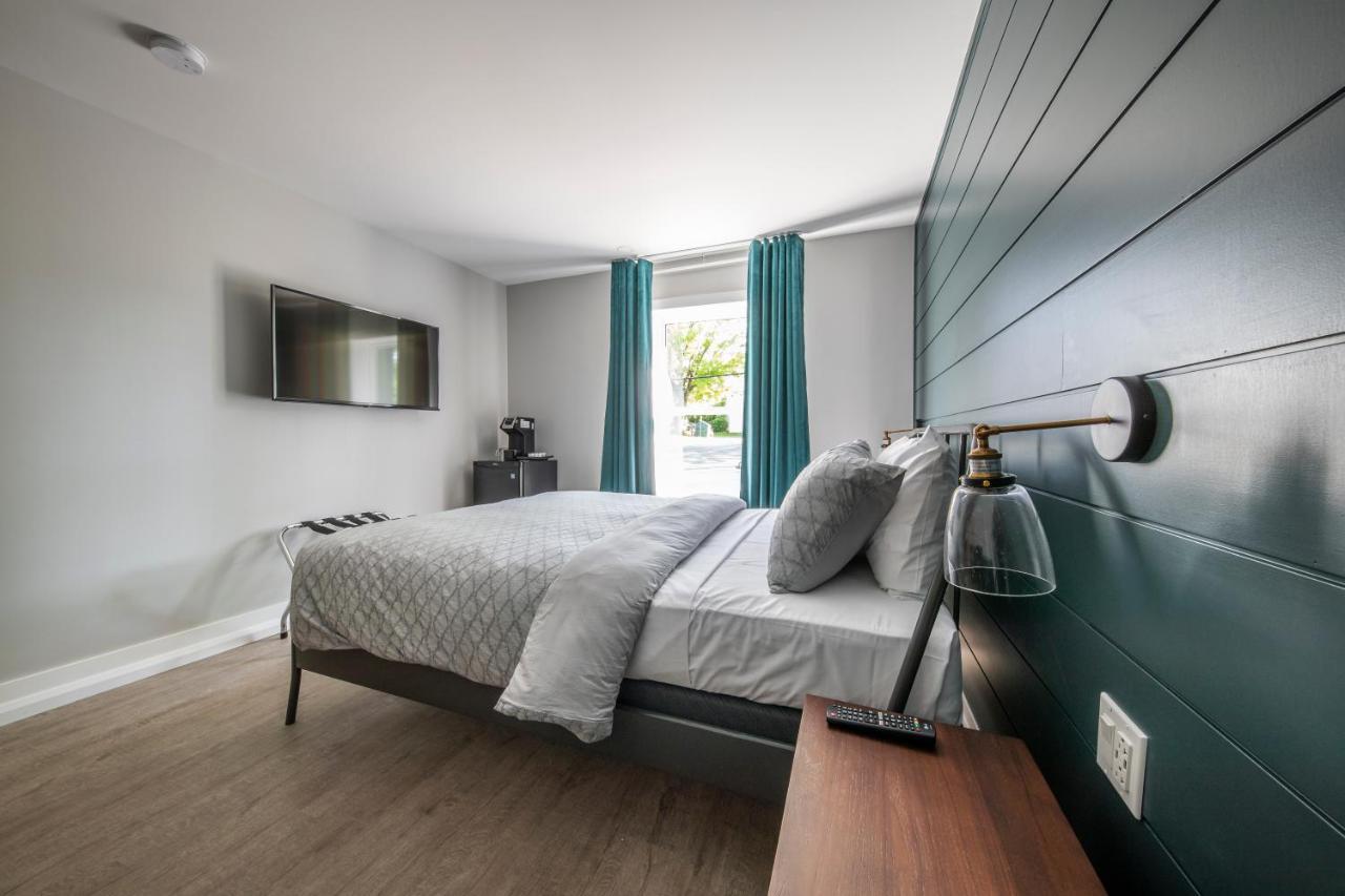 Square Victoria Maison Hoteliere East Angus Exterior foto